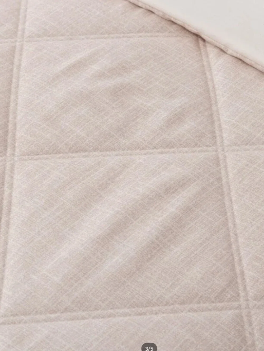 Berkshire  Herringbone Microfiber Dawn Comforter size Queen